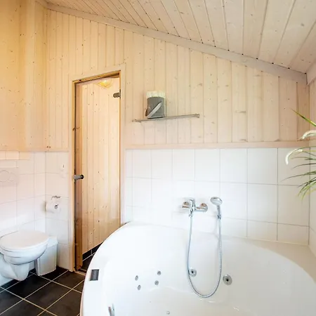 شقة Haus Mit Und Whirlpool
